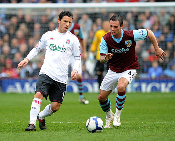 通过默契的 通过默契的