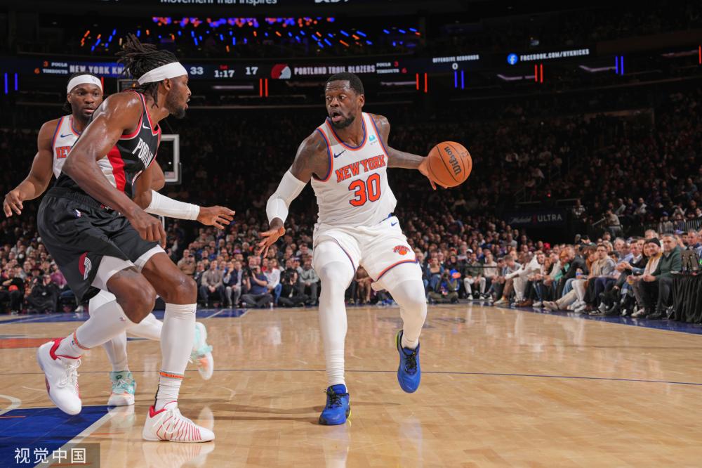 年轻选手屡 年轻选手屡