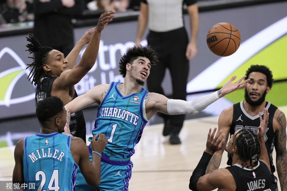 己的职业生 己的职业生